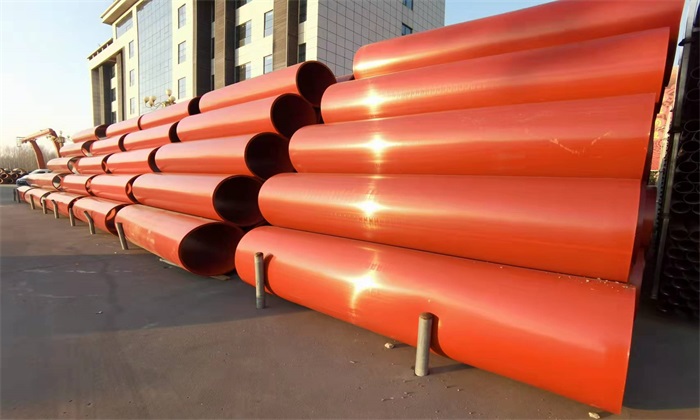 云南大理至瑞丽铁路太邑隧道顺利贯通   逃生管道