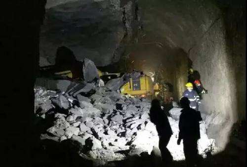 为什么隧道里需要设置安全通道?(图1) 为什么隧道里需要设置安全通道?(图1)