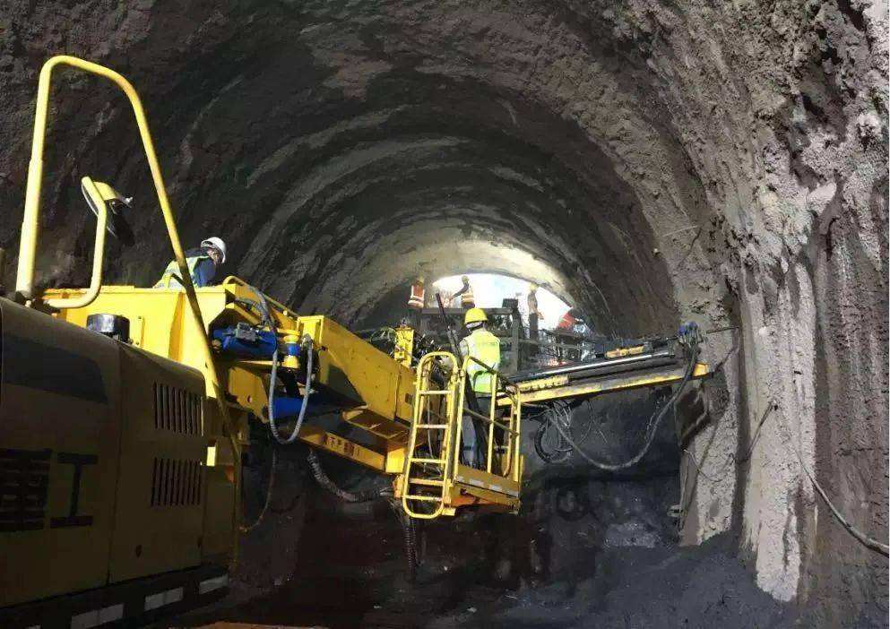 简析隧道施工要点(图2) 简析隧道施工要点(图2)