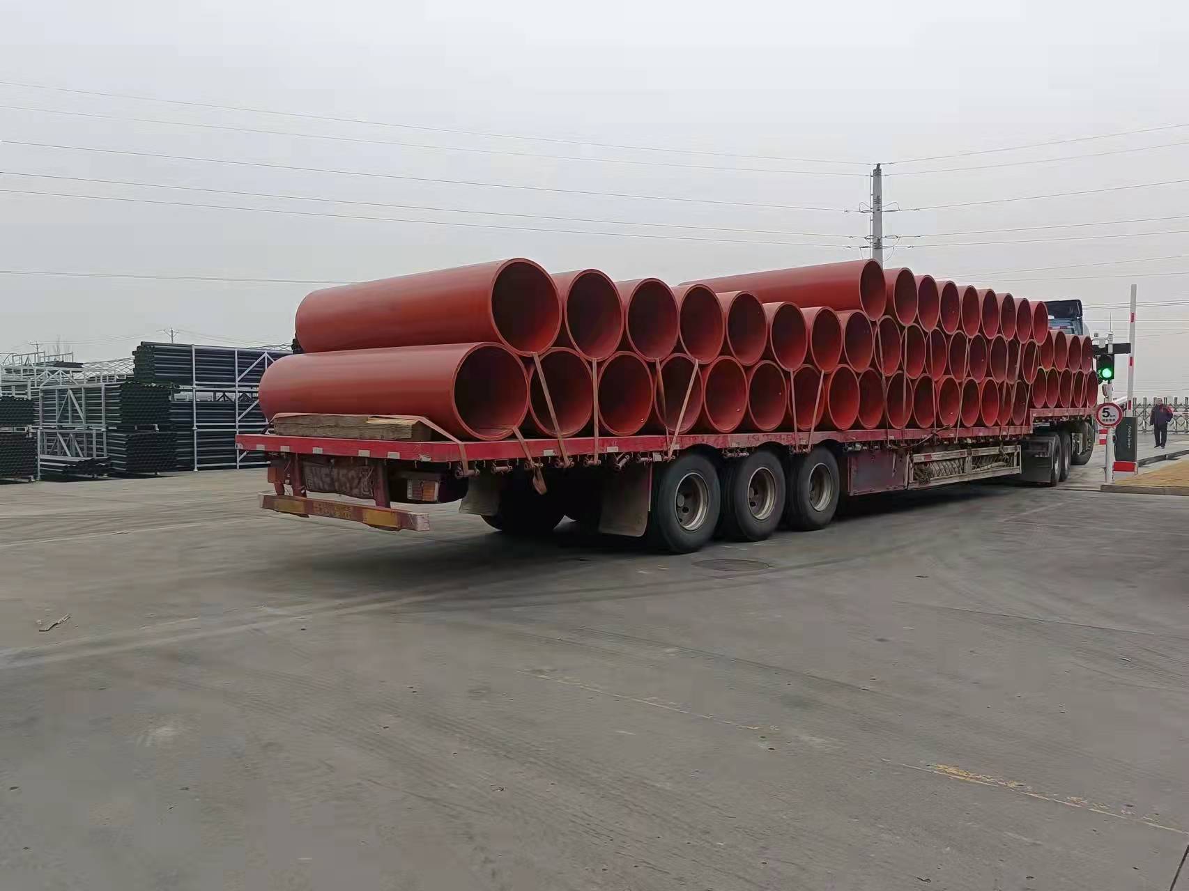 隧道逃生管道隧道中的生命通道(图1)